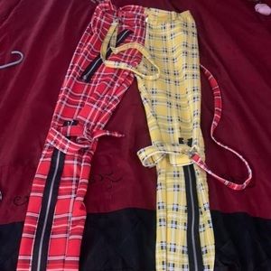 Size small fits like medium; Worn Once ; Boutique Item